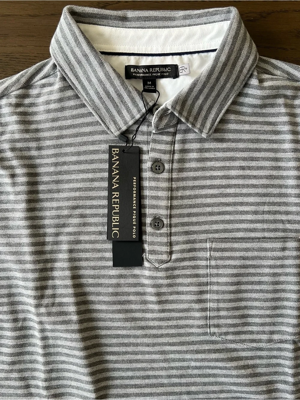 Banana Republic Performance Piqué Polo NWT Men’s Medium Gray Striped Shirt